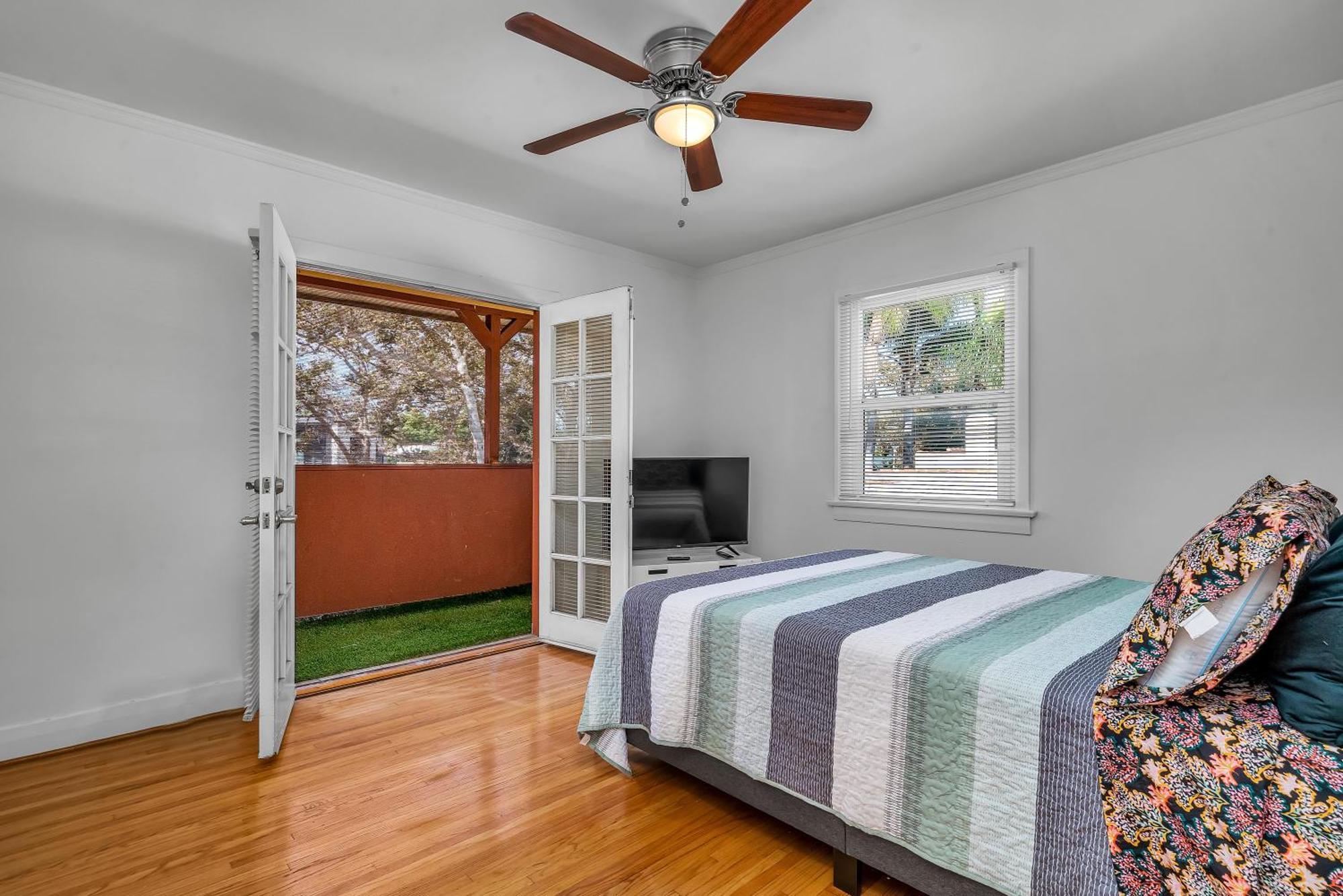 Luxury Two Story 2-bedroom & Office Near West Hollywood Appartement Los Angeles